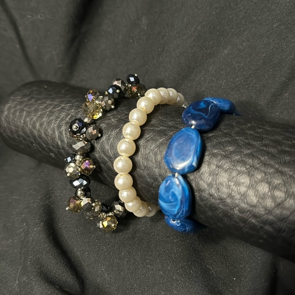 Set of 3 bracelets! Wear together or separately in any combination. - Picture 8 of 8